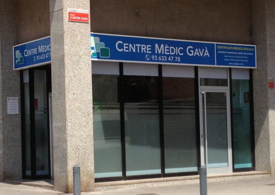 CENTROS MÉDICOS DE RECONOCIMIENTO DE CONDUCTORES CENTROS MÉDICOS DE RECONOCIMIENTO DE CONDUCTORES
